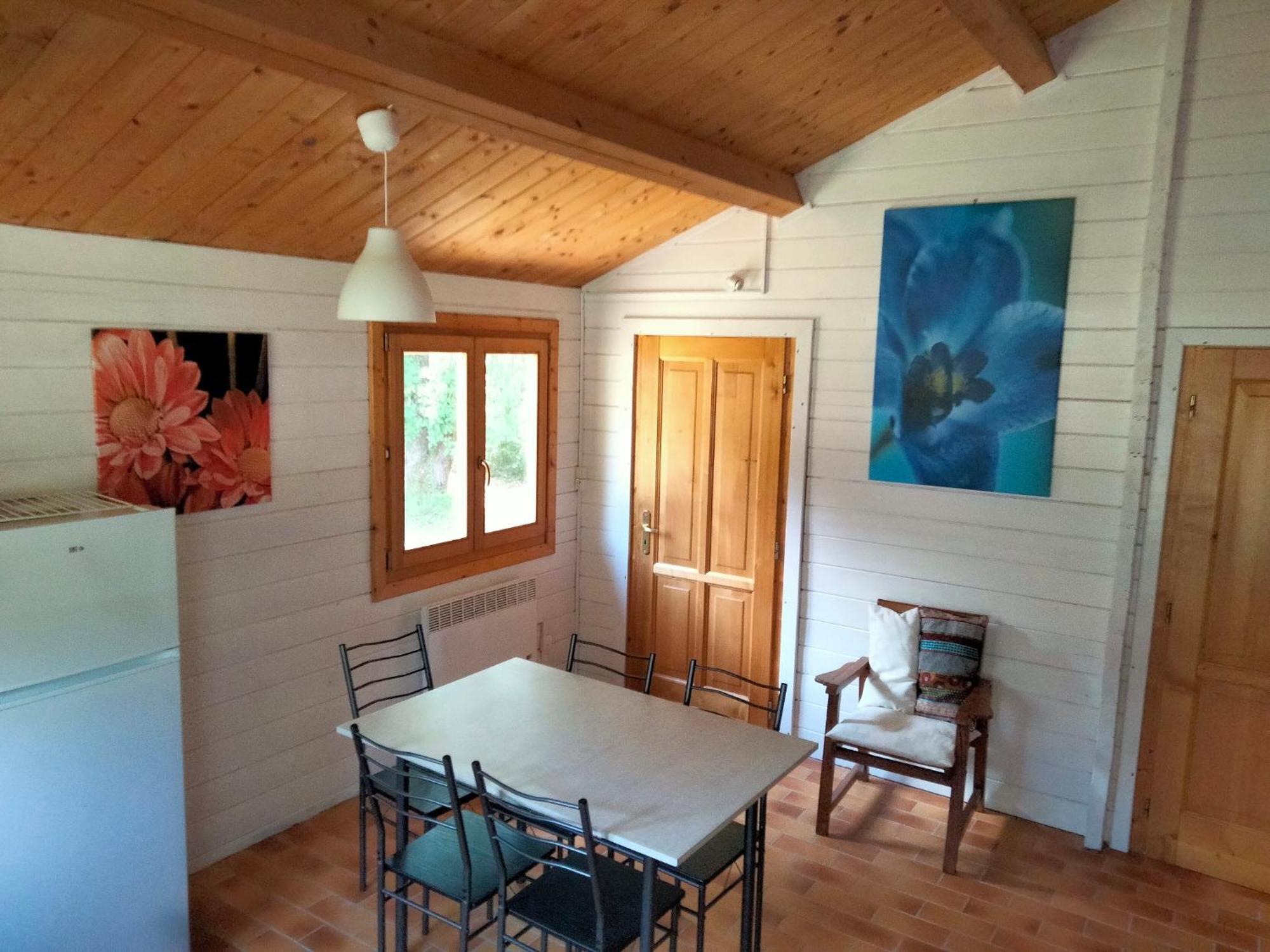 Camping Fontaine Du Roc Hostal Devillac Exterior foto
